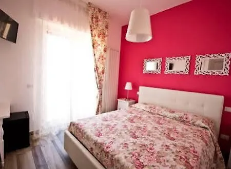 Pensjonat Vistamare House *